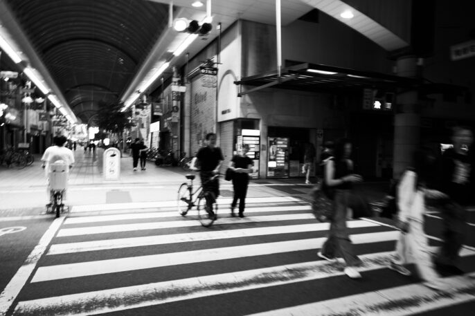 夜色高松横断歩道