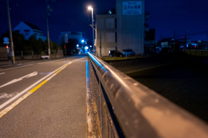夜色高松光る欄干